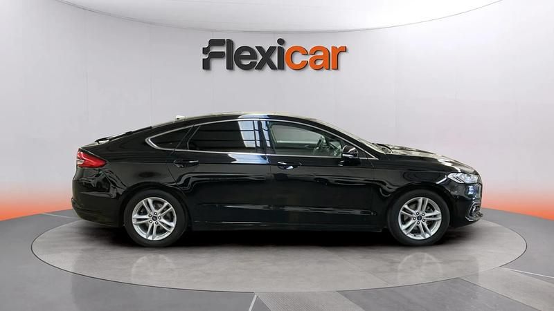 Gebraucht Ford Mondeo Titanium 167 PS (122 kW) 2019 Schwarz Limousine