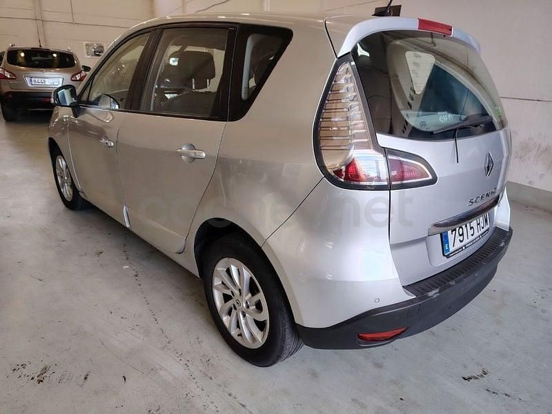 Usado Renault Scénic III Dynamique 110 CV (80 kW) 2012 Gris / plata Monovolumen