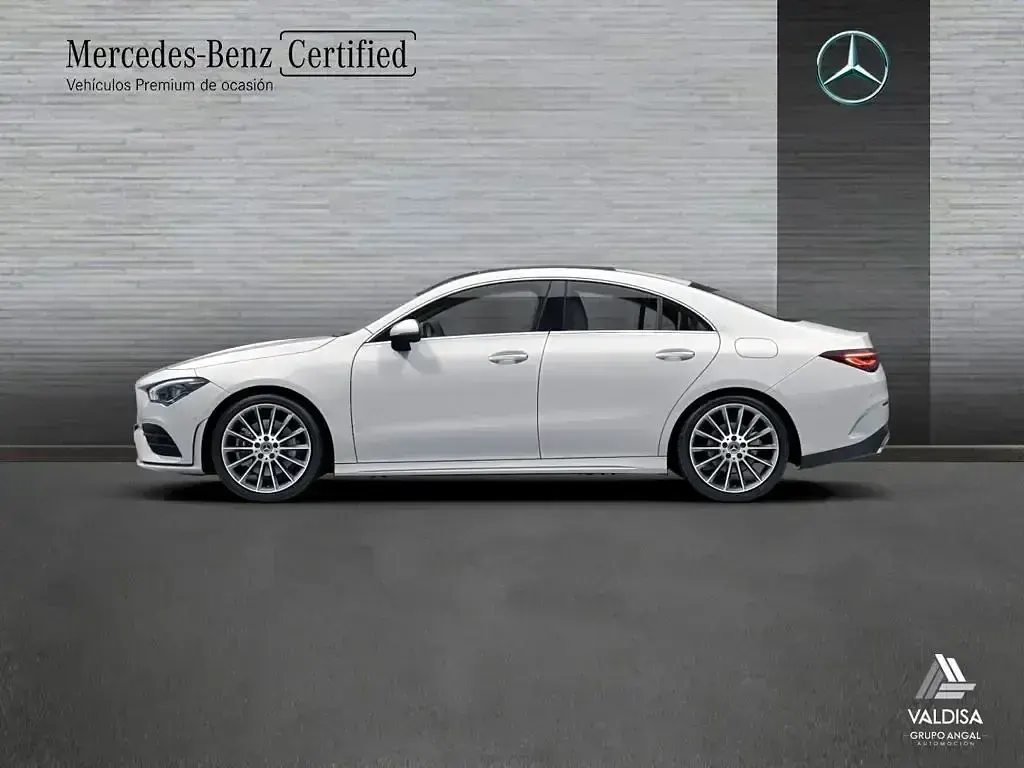 Usado Mercedes CLA200 163 CV (119 kW) 2022 Blanco polar Coupe