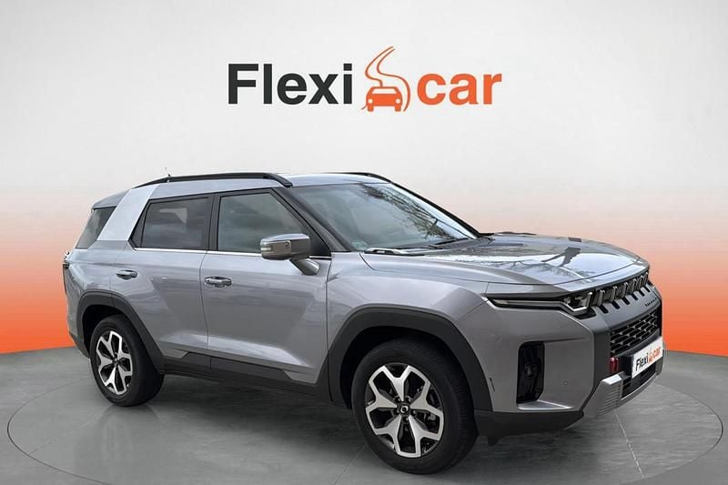 Gris Usado 2024 Ssangyong (KGM) Torres SUV | 22.390 € - Imagen 1/4
