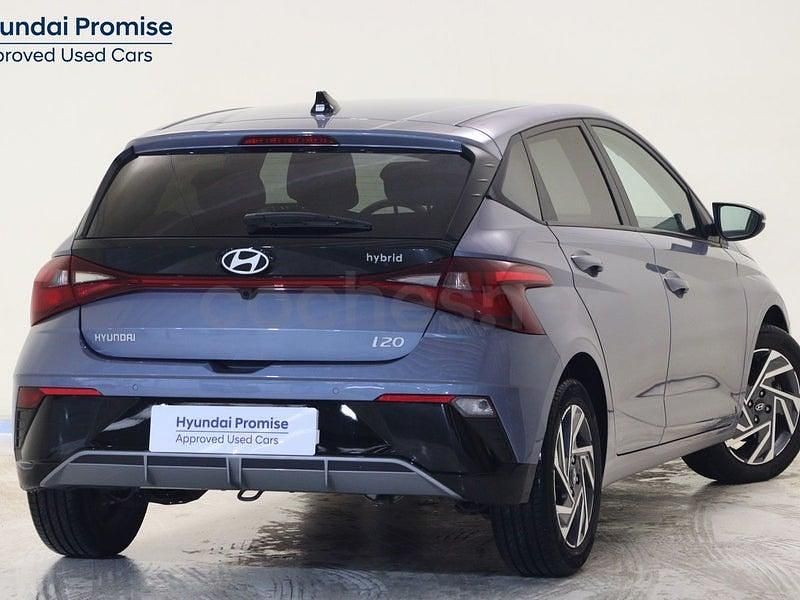 Usado Hyundai i20 100 CV (73 kW) 2025 Azul Utilitario