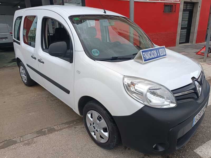 Blanco Usado 2018 Renault Kangoo Monovolumen | 8500 € (Un poco caro) - Imagen 1/4