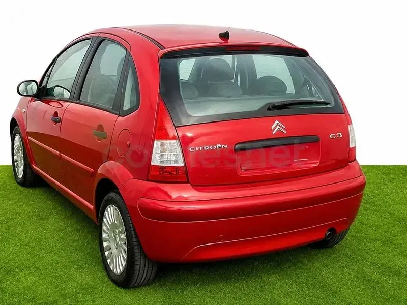 Usado Citroën C3 Furio 75 CV (55 kW) 2006 Granate Berlina