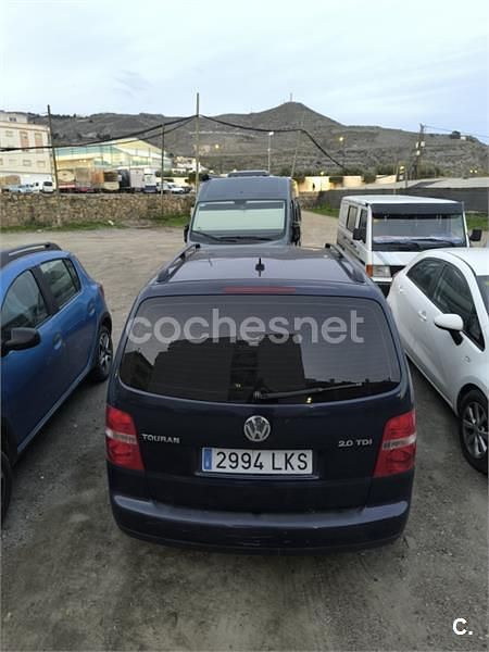 Usado VW Touran Advance 140 CV (102 kW) 2006 Azul Monovolumen