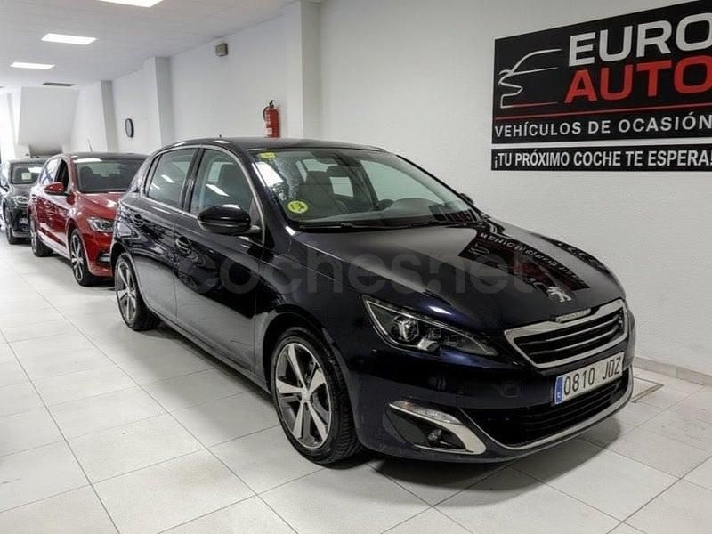 Usado Peugeot 308 Allure 115 CV (84 kW) 2015 Azul Berlina