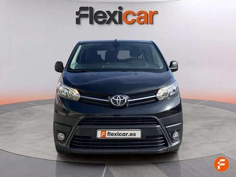 Usado Toyota Proace Advance 120 CV (88 kW) 2022 Negro Monovolumen