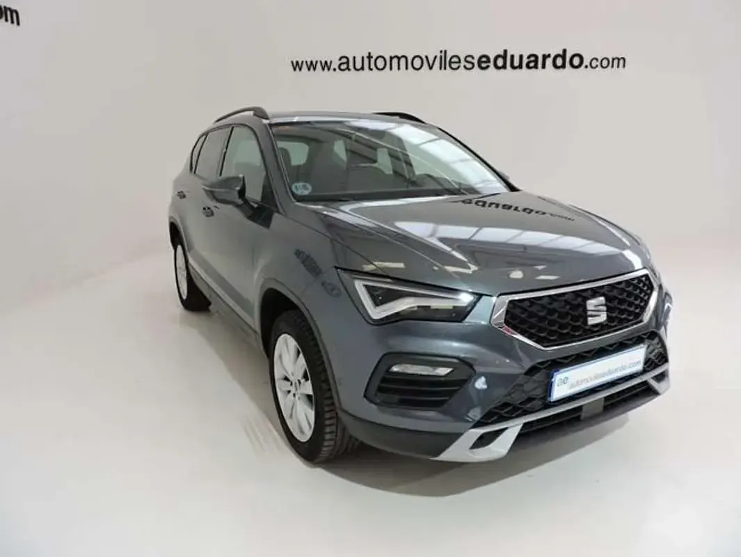 Usado Seat Ateca Style 116 CV (85 kW) 2021 Gris SUV