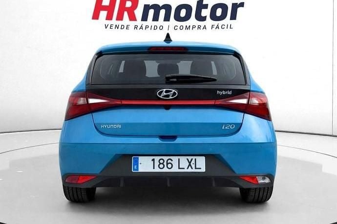 Usado Hyundai i20 102 CV (75 kW) 2022 Azul Utilitario