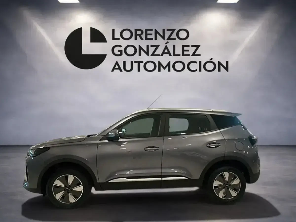Nuevo Ebro s400 211 CV (155 kW) 2026 Gris SUV
