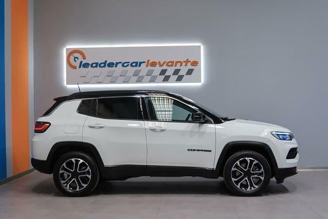Usado Jeep Compass Limited 190 CV (139 kW) 2023 Blanco SUV