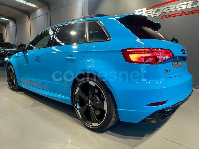 Usado Audi RS3 Premium 400 CV (294 kW) 2020 Azul Berlina