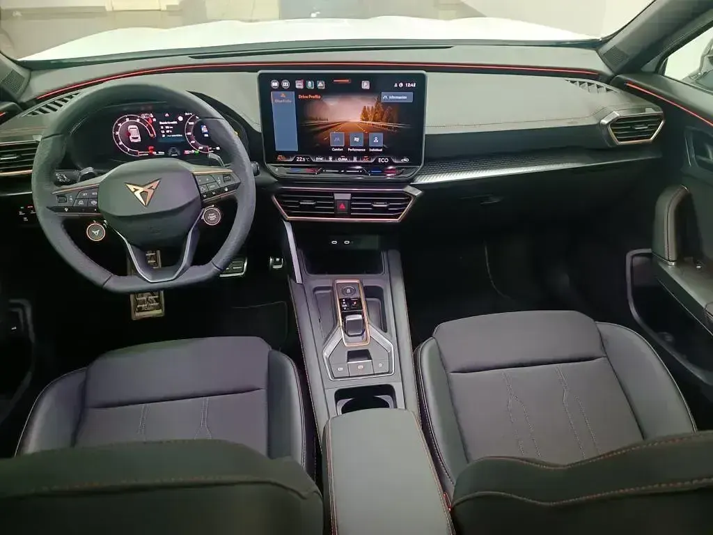 Usado Cupra Formentor 204 CV (150 kW) 2025 Otro SUV