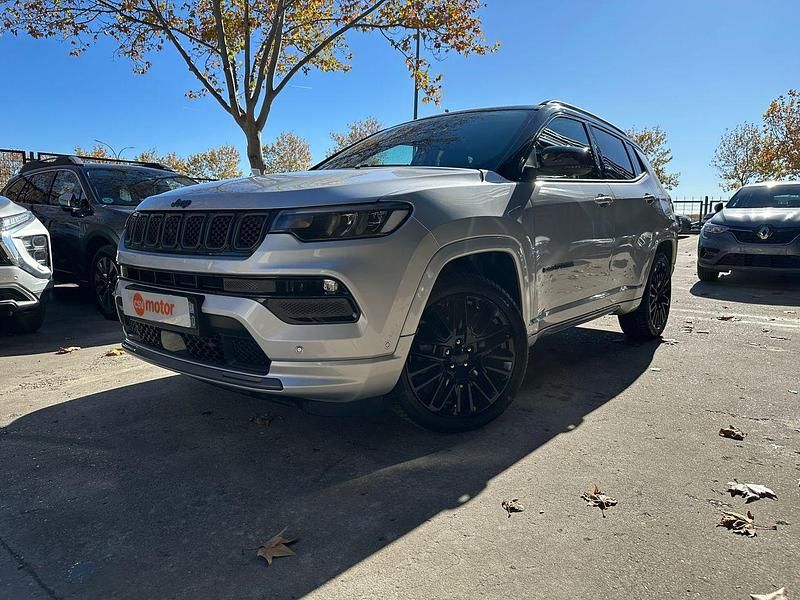 Usado Jeep Compass 242 CV (177 kW) 2022 Gris SUV
