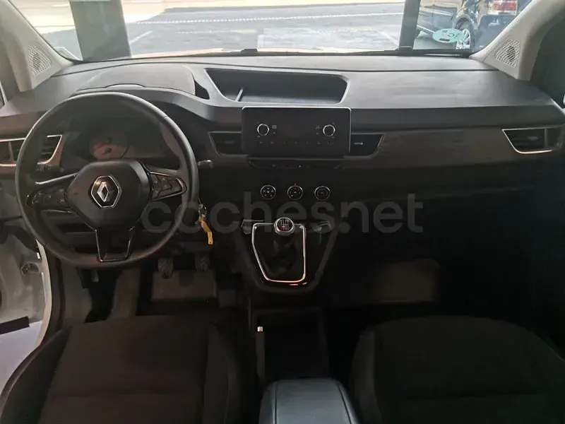 Usado Renault Kangoo 95 CV (69 kW) 2022 Blanco Monovolumen