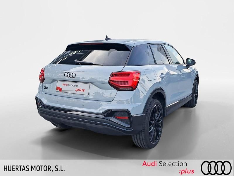 Usado Audi Q2 Ambiente 150 CV (110 kW) 2025 Gris SUV