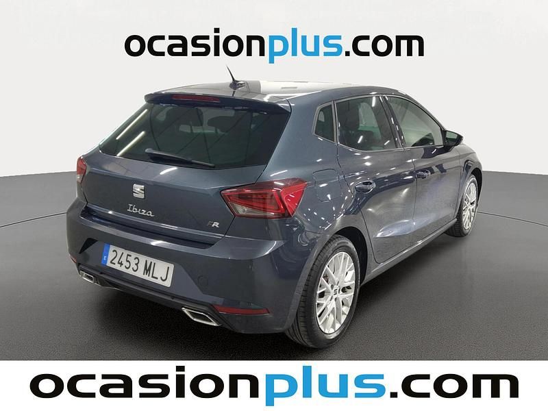 Usado Seat Ibiza FR 110 CV (80 kW) 2023 Gris Berlina