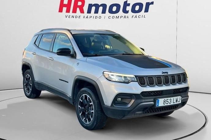 Usado Jeep Compass Trailhawk 240 CV (176 kW) 2022 SUV