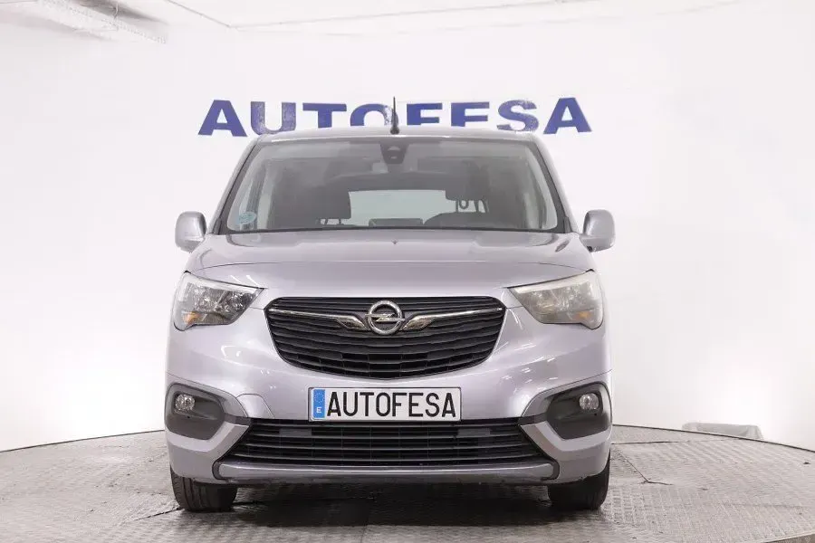 Usado Opel Combo 102 CV (75 kW) 2019 Plata metalizado Monovolumen