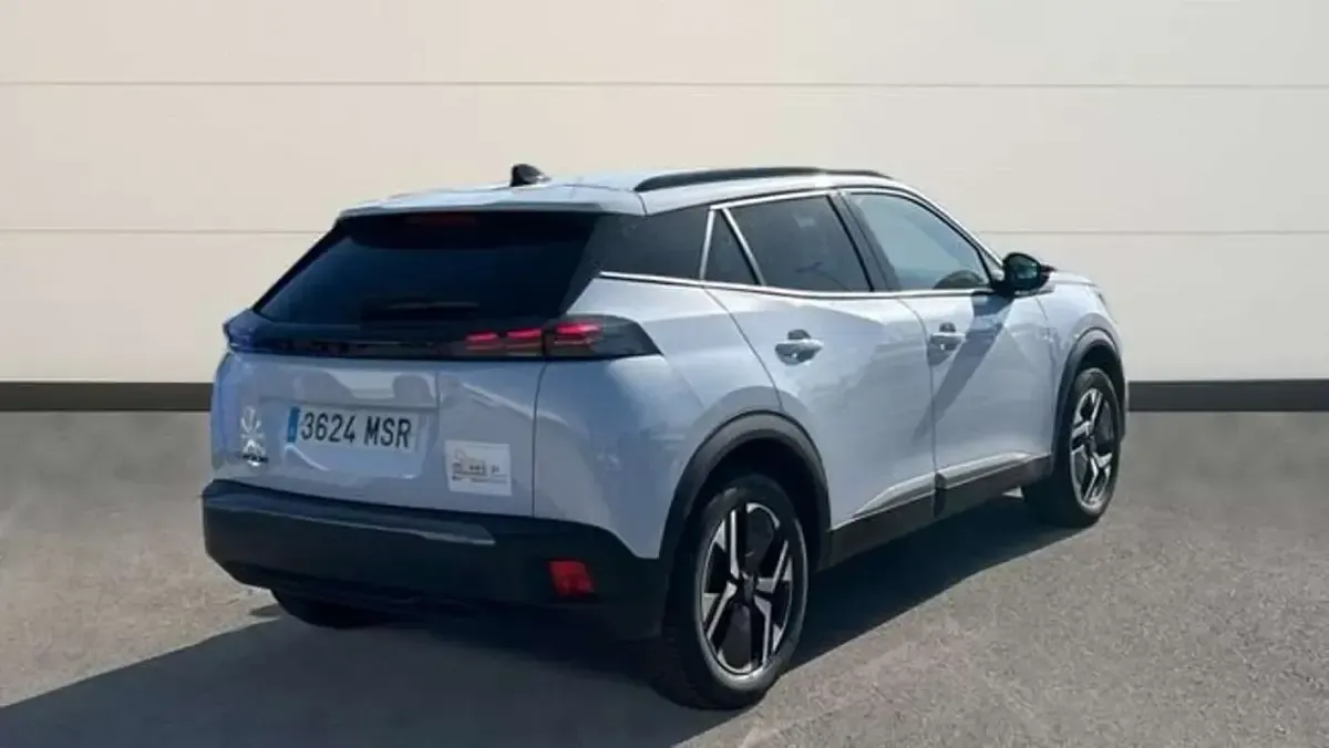 Usado Peugeot e-2008 Allure 114 kW (156 CV) 2024 Blanco SUV