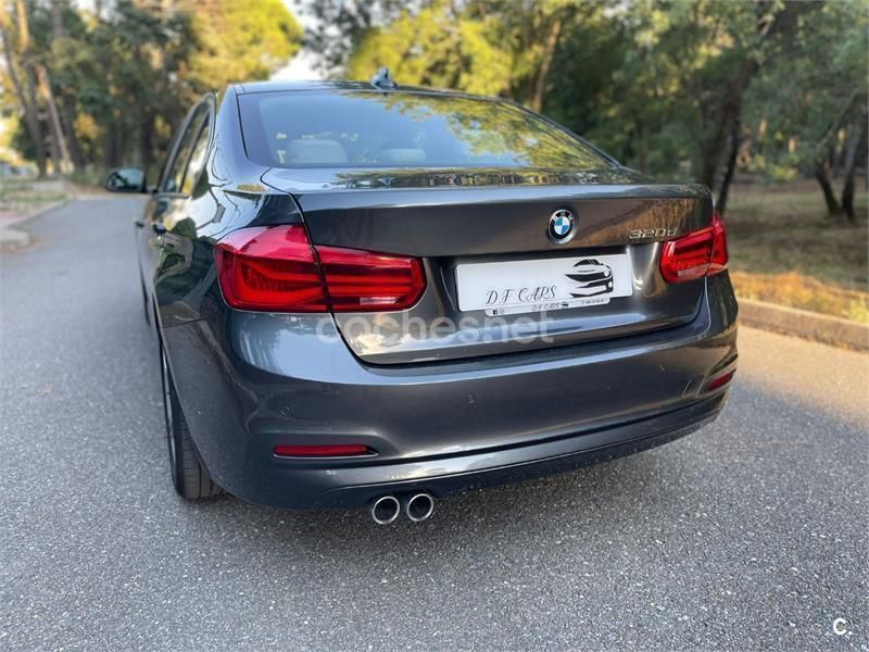 Usado BMW 320 190 CV (139 kW) 2017 Gris / plata Berlina