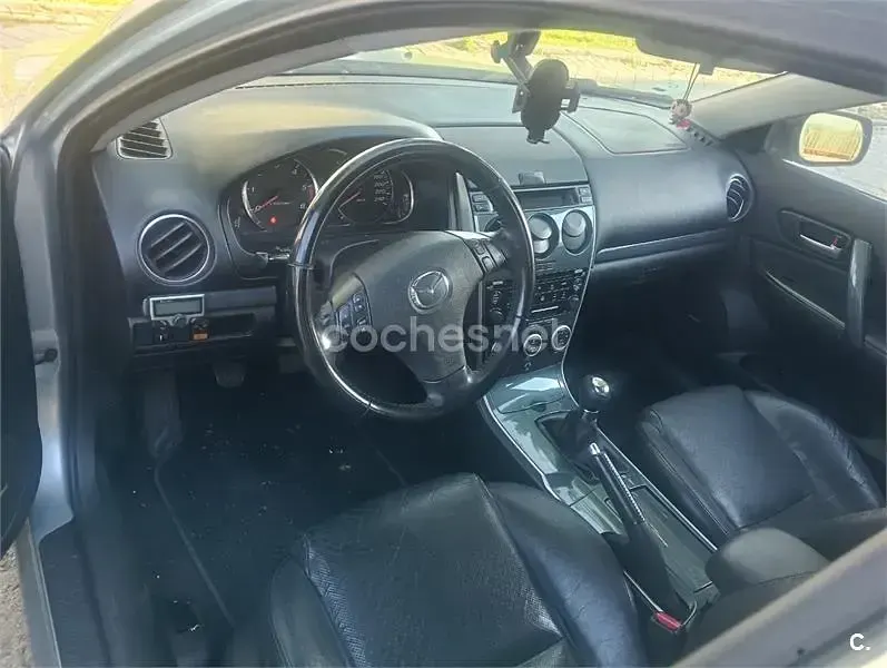 Usado Mazda 6 Active 143 CV (105 kW) 2006 Gris / plata Berlina