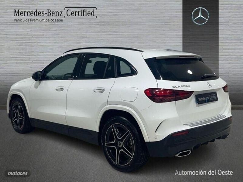 Usado Mercedes GLA200 AMG line 150 CV (110 kW) 2025 Blanco SUV