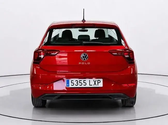 Usado VW Polo 95 CV (69 kW) 2022 Rojo Utilitario