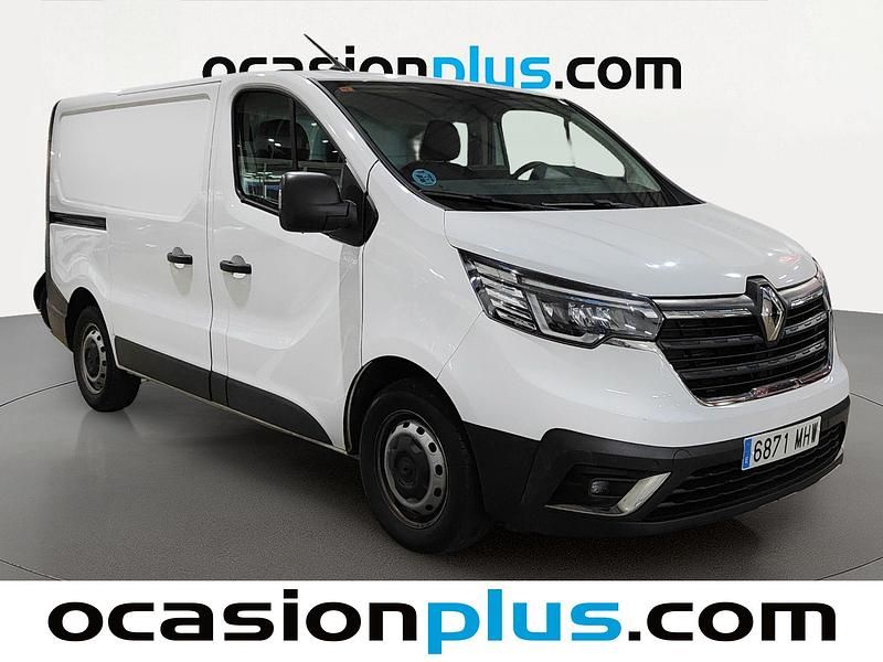 Usado Renault Trafic 130 CV (95 kW) 2023 Blanco Monovolumen