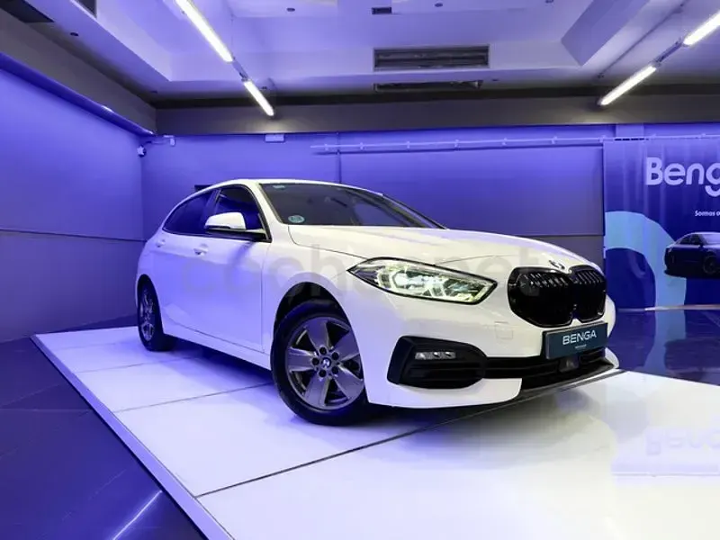 Usado BMW 116 Comfort Edition 116 CV (85 kW) 2022 Blanco Utilitario