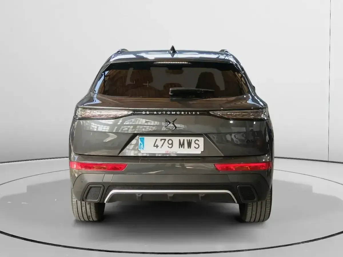 Usado DS Automobiles DS7 Crossback Performance 131 CV (96 kW) 2024 Gris SUV