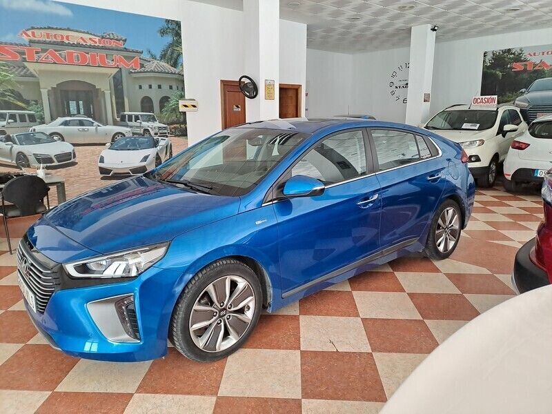 Azul electrico Usado 2018 Hyundai Ioniq Berlina | 15.990 € (Caro) - Imagen 1/4