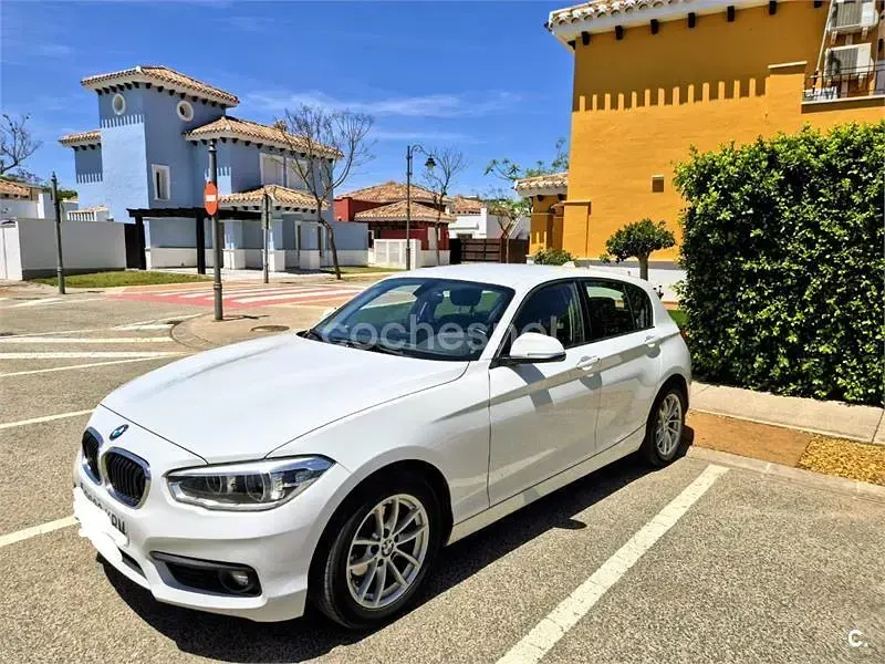 Usado BMW 116 116 CV (85 kW) 2017 Blanco Utilitario