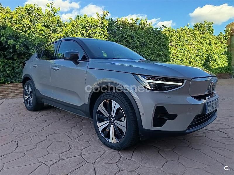 Eléctrico Usado 2022 Volvo C40 Ultimate SUV | 33.900 € (Precio justo) - Imagen 1/4