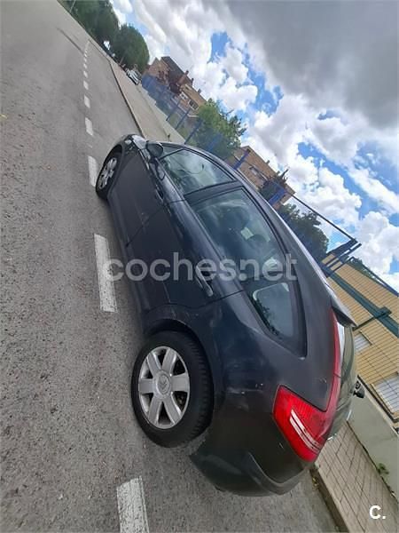 Usado Citroën C4 92 CV (67 kW) 2008 Negro Berlina