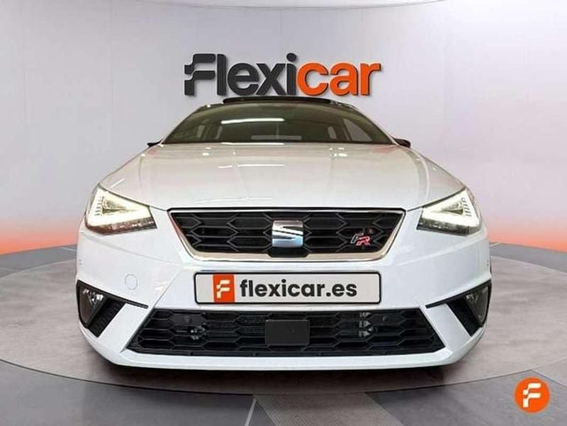 Usado Seat Ibiza FR 110 CV (80 kW) 2022 Blanco Utilitario