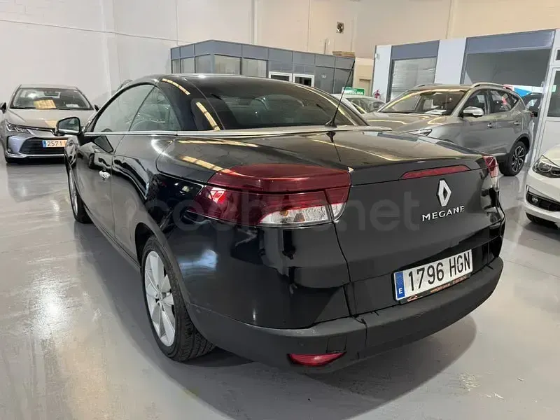 Usado Renault Mégane Cabriolet 140 CV (102 kW) 2011 Negro Descapotable