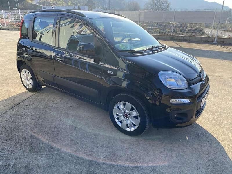 Usado Fiat Panda Easy 69 CV (50 kW) 2017 Negro Utilitario