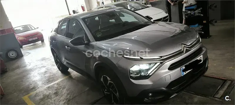 Usado Citroën C4 PureTech 130 CV (95 kW) 2024 Gris / plata SUV