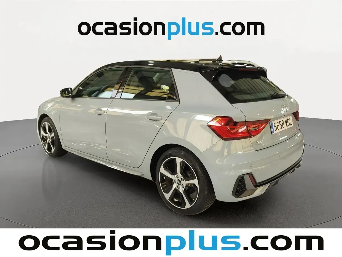 Usado Audi A1 Sportback S-Line 95 CV (69 kW) 2023 Gris Utilitario