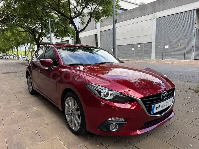 Usado Mazda 3 Luxury 105 CV (77 kW) 2017 Rojo Berlina