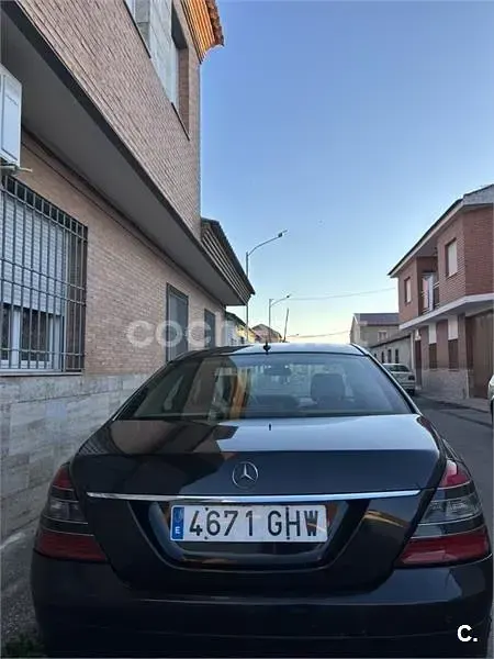 Usado Mercedes S320 235 CV (172 kW) 2008 Negro Berlina