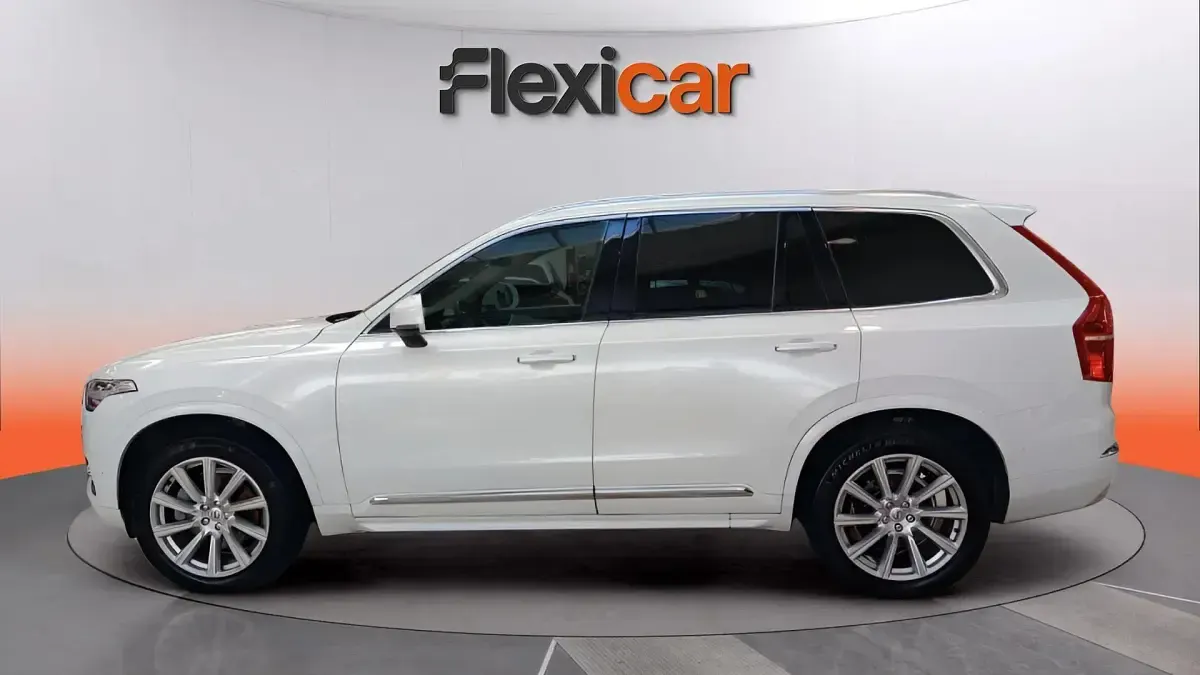 Käytetty Volvo XC90 Inscription 235 HP (172 kW) 2016 Valkoinen Katumaasturi