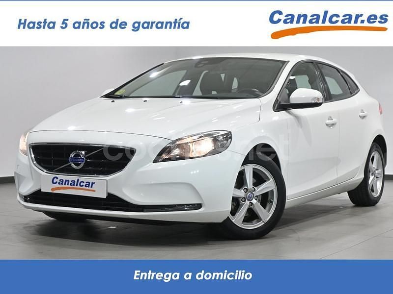 Blanco Usado 2014 Volvo V40 Kinetic Familiar | 10.990 € (Precio justo) - Imagen 1/4