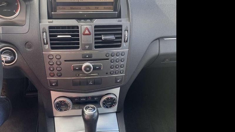 Usado Mercedes C350 Avantgarde 231 CV (169 kW) 2010 Negro Familiar