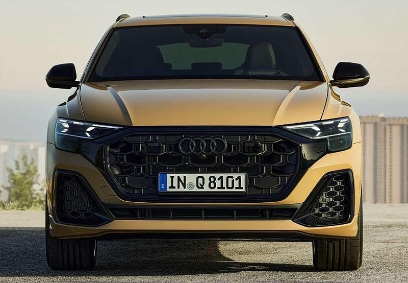 Usado Audi Q8 286 CV (210 kW) 2022 Negro SUV