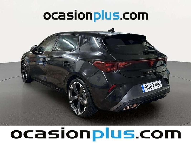 Käytetty Cupra Leon 204 HP (150 kW) 2025 Musta Viistoperä