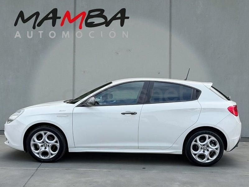 Usado Alfa Romeo Giulietta Edizione Speciale 120 CV (88 kW) 2016 Blanco Berlina