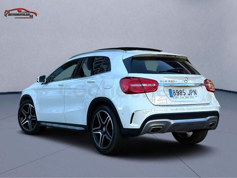 Usado Mercedes GLA220 AMG line 177 CV (130 kW) 2016 Blanco SUV
