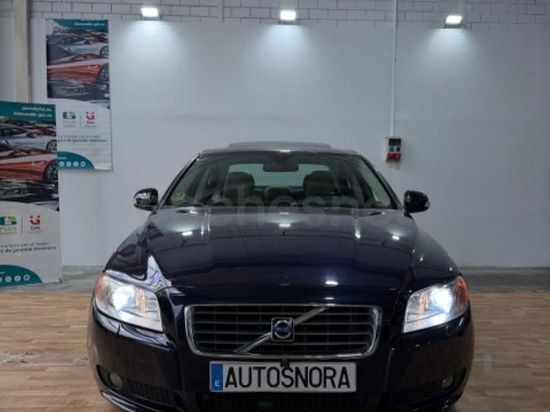 Usado Volvo S80 Momentum 185 CV (136 kW) 2008 Azul Berlina