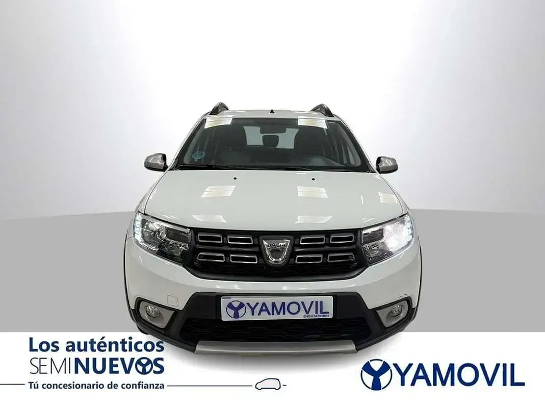 Usado Dacia Sandero Essentiel 90 CV (66 kW) 2019 Blanco Utilitario